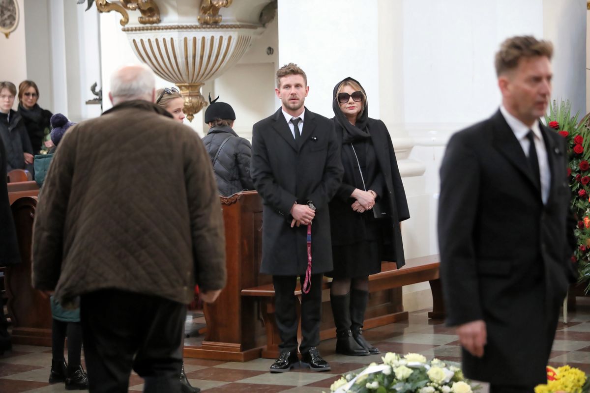 Pogrzeb Pawła Królikowskiego. Poruszające przemowy rodziny. "Nie umiem się z tobą pożegnać"