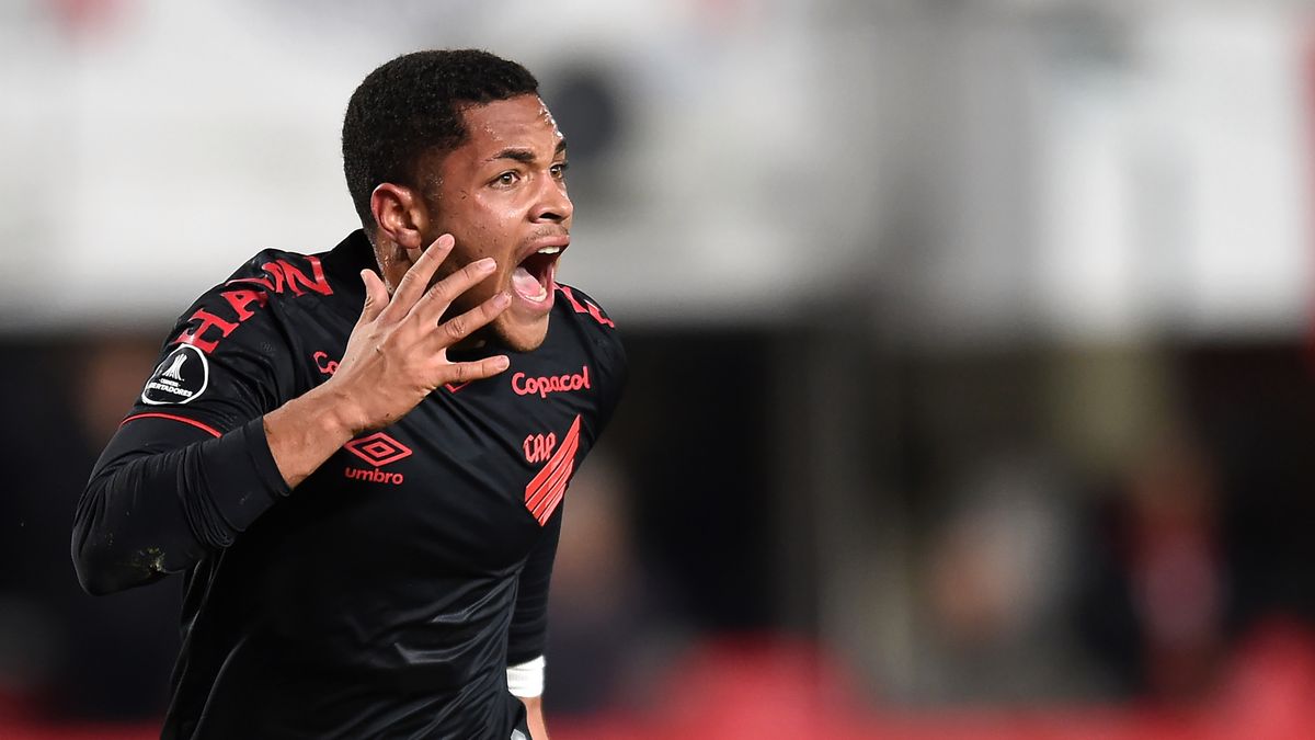 Getty Images / Marcelo Endelli / Vitor Roque