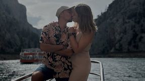 Skradł serce Karoliny. Od lat kroczy u jego boku