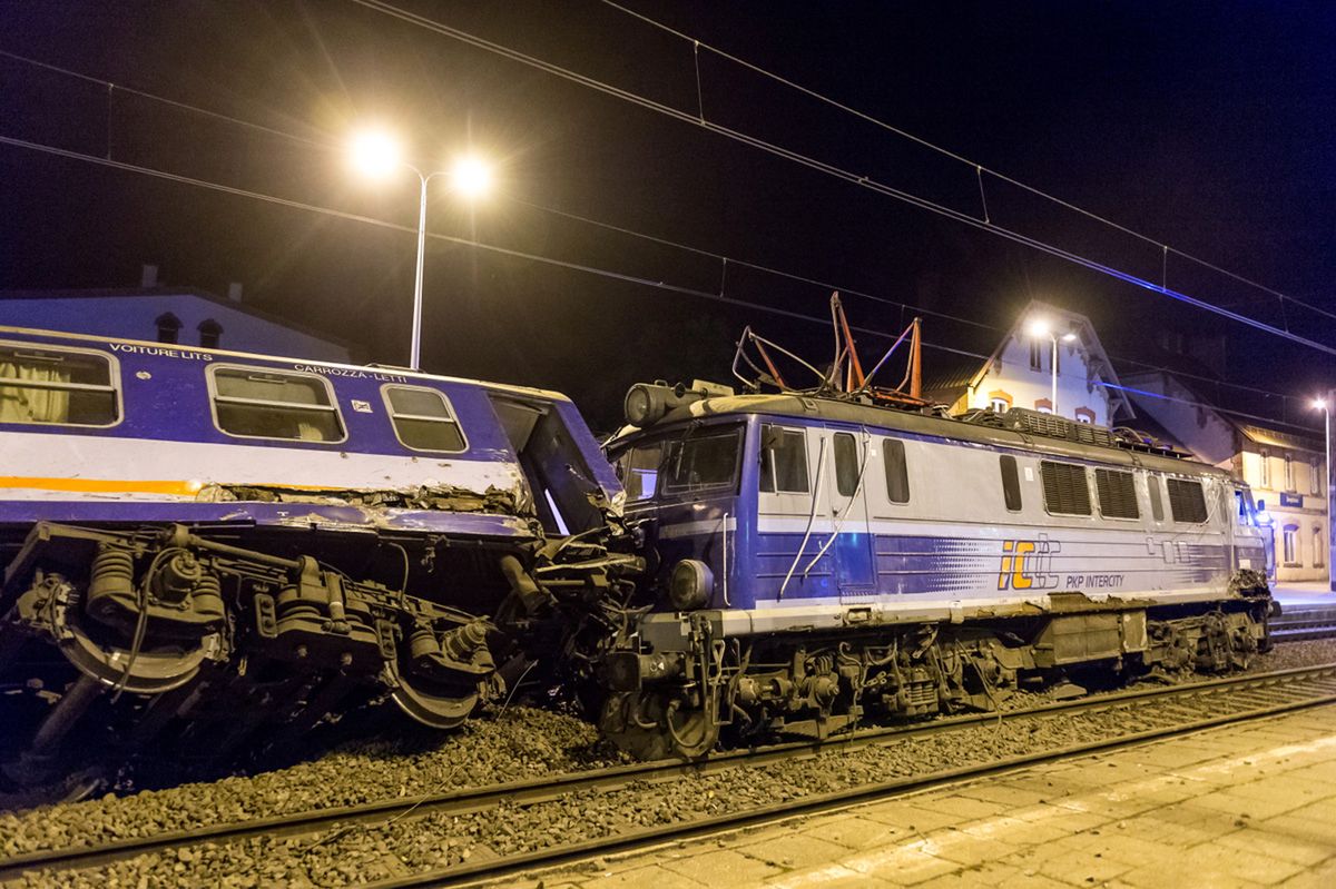 Zderzenie dwóch pociągów na Pomorzu. 28 osób w szpitalach