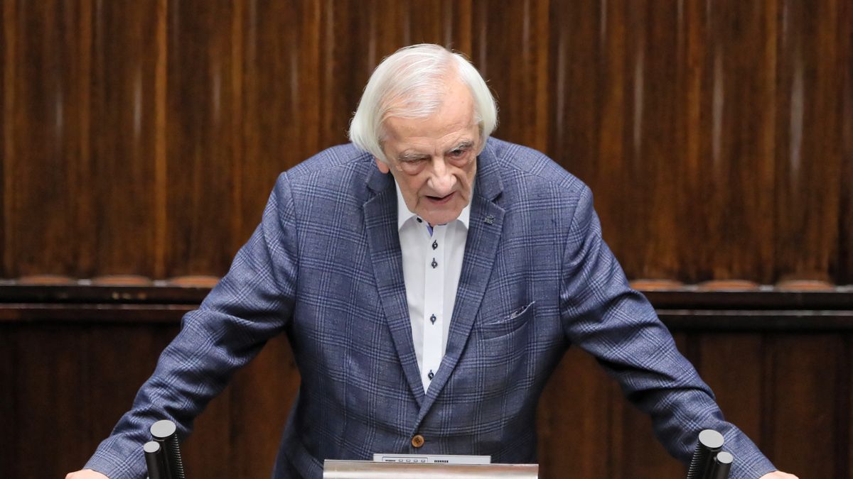 Ryszard Terlecki na obradach sejmu 14.10 br.   