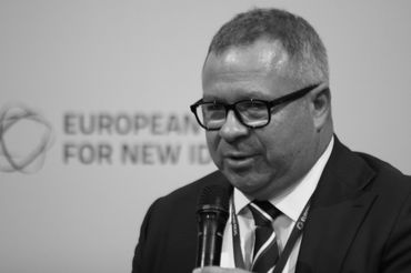 Maciej Adamkiewicz miał 59 lat