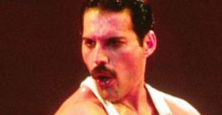Ostatnie zdjęcie Freddiego Mercury'ego. Zrobił je partner wokalisty "Queen"