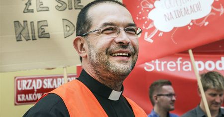 Ks. Jacek Stryczek: "Jezus wcale nie kazał się dzielić. TO MIT!"