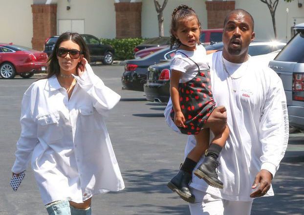 Kanye ma dość reality show Kardashianów! "Nie chce, żeby matka jego dzieci straciła życie przez ten program"