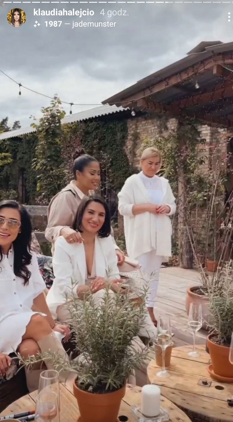 Klaudia Halejcio - baby shower