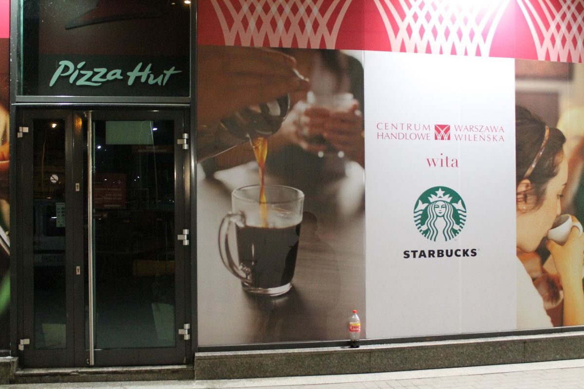Nocna zmiana, czyli pierwszy Starbucks na Pradze Północ