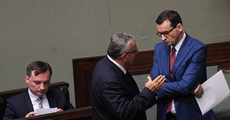 Tym powinni zainteresować się rządzący. Polacy ocenili nowe przepisy i bezpieczeństwo na drogach