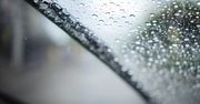 Zaczęło się. Kierowcy skarżą się na zaparowane szyby. Oto patent