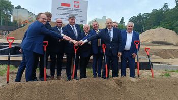Ruszyła budowa wyczekanej sali gimnastycznej przy Augustowskim Centrum Edukacyjnym