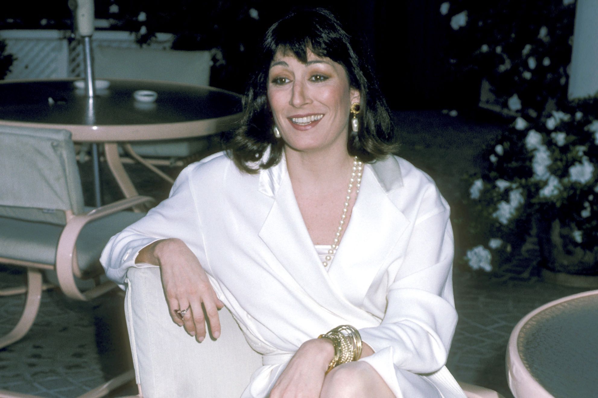 Film Critics Awards Luncheon - January 23, 1986Anjelica Huston during Film Critics Awards Luncheon - January 23, 1986 at Westwood Marhis Hotel in Los Angeles, California, United States. (Photo by Ron Galella, Ltd./Ron Galella Collection via Getty Images)Ron Galella, Ltd.