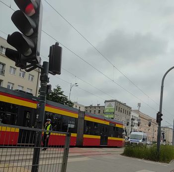Tragiczny wypadek w Łodzi. Kobietę zabił przejeżdżający tramwaj