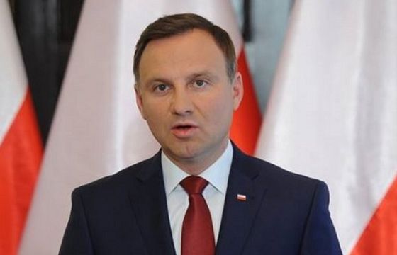 List Andrzeja Dudy do czytelników także w „Super Expressie”, w „Fakcie” nie
