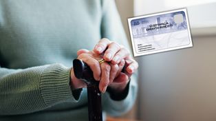 Jasło: Nowe wzory legitymacji emeryta-rencisty. Zmiany dotyczą tradycyjnych, plastikowych kart oraz elektronicznych