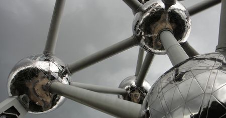 Atom 1.23 lepiej działa z GitHubem, 1.24 będzie płynniejszy