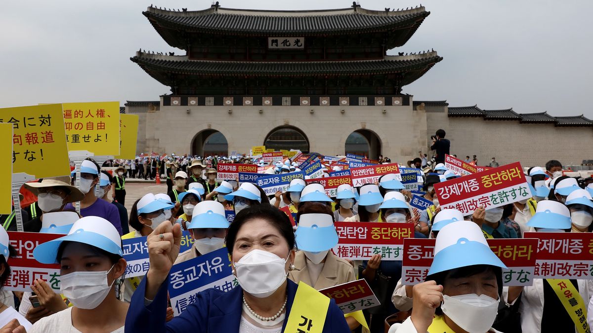 Protest wyznawców Kościoła Zjednoczeniowego w Korei Południowej
