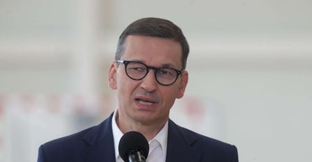 Premier ostro o rzezi wołyńskiej. Przywołał wspomnienia swojej matki