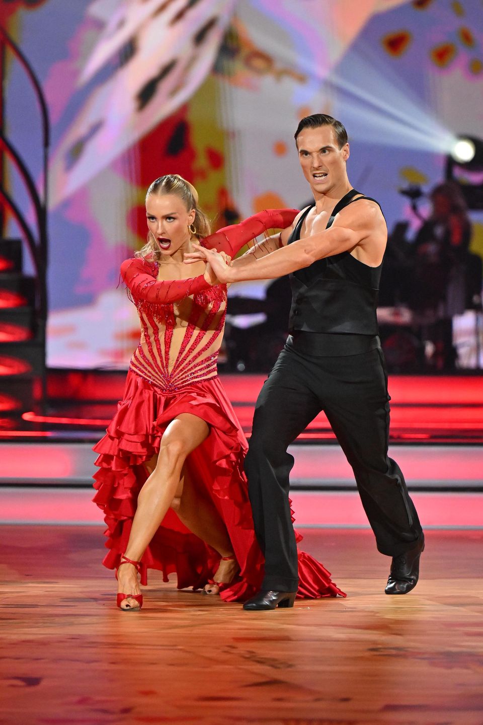 Maurycy Popiel, Sara Janicka