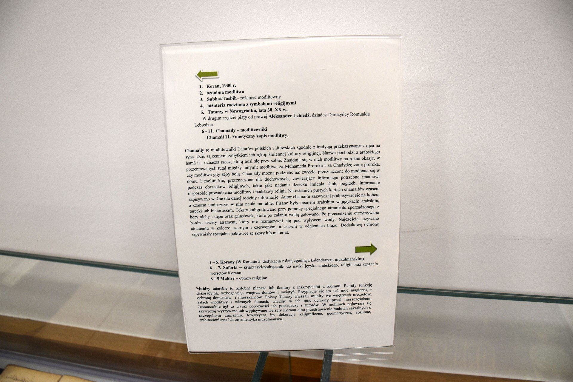 Wydarzeniu towarzyszyła prezentacja multimedialna wybranych materiałów związanych z Muzułmańską Gminą Wyznaniową w Szczecinie oraz wystawa przedstawiająca część zbiorów rodzinnych Państwa Lebiedziów