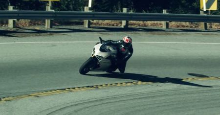 Amatorska reklama Ducati, która robi wrażenie