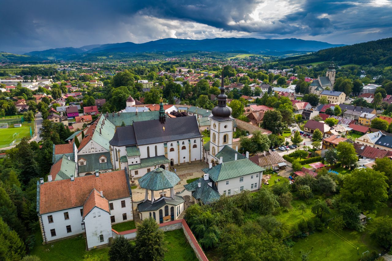 Stary Sącz: Dwa miliony na starówkę. Powstaną dwie nowe kładki i oświetlenie ulic