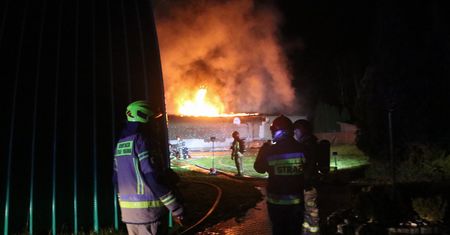Pożar w kompleksie hotelowo-rekreacyjnym. Jedna osoba nie żyje, są ranni