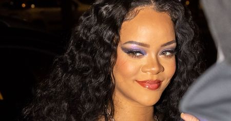 Rihanna przebija samą siebie. Tłumaczy, dlaczego nie zakrywa brzucha