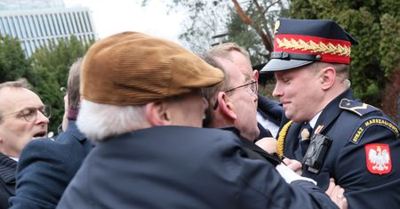 Atak posłów PiS na Straż Marszałkowską. Ujawniamy pełną treść raportu