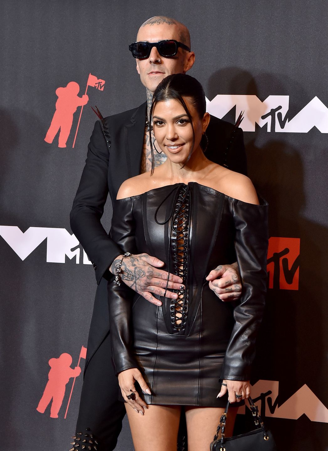 Kourtney Kardashian i Travis Barker na MTV VMA