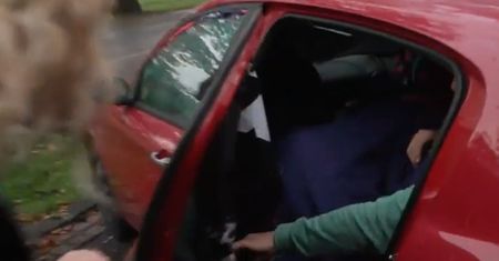 Żyje za 15 zł dziennie. Student pokazał dziennikarzom swoje "mieszkanie"