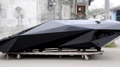 Ta bryła to Lamborghini Countach 1