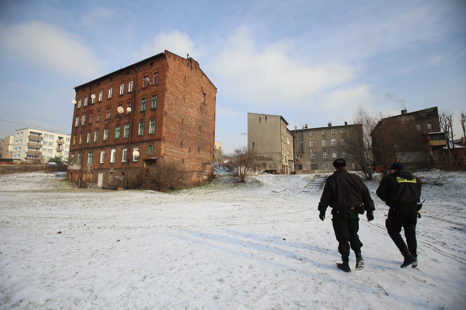 26.01.2014 RUDA SLASKA ZBRODBIARZ TRYNKIEWICZ MA ZAMIESZKAC W RUDZIE NA UL DABROWSKIEG FOT. MARZENA BUGALA - AZARKO/POLSKAPRESSSE