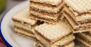 Chrupiące wafle przełożone pysznym kremem. W PRL każdy się nimi zajadał