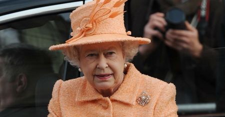 Stacja BBC zmieniła ramówkę. Chodzi o stan zdrowia królowej Elżbiety