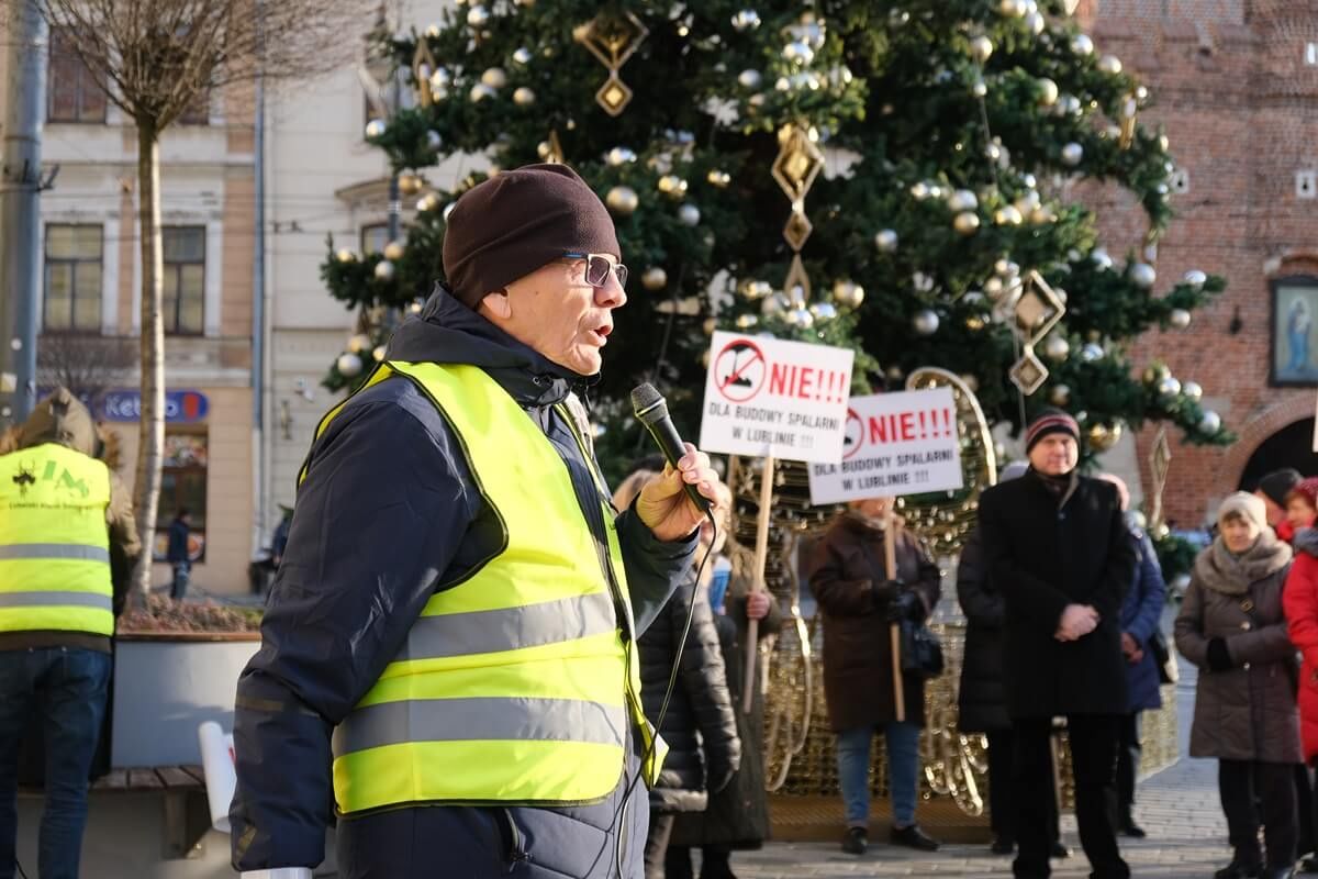 Protest mieszkańców przeciwko budowie spalarni śmieci w Lublinie