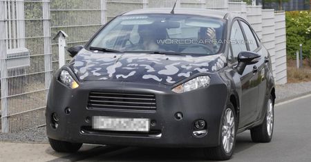 Facelifting Forda Fiesty Sedan (2012)