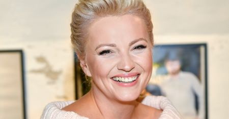 Dorota Szelągowska odkrywa pokryte rozstępami uda, komentując z dystansem: "Więcej pasków niż adidas" (FOTO)