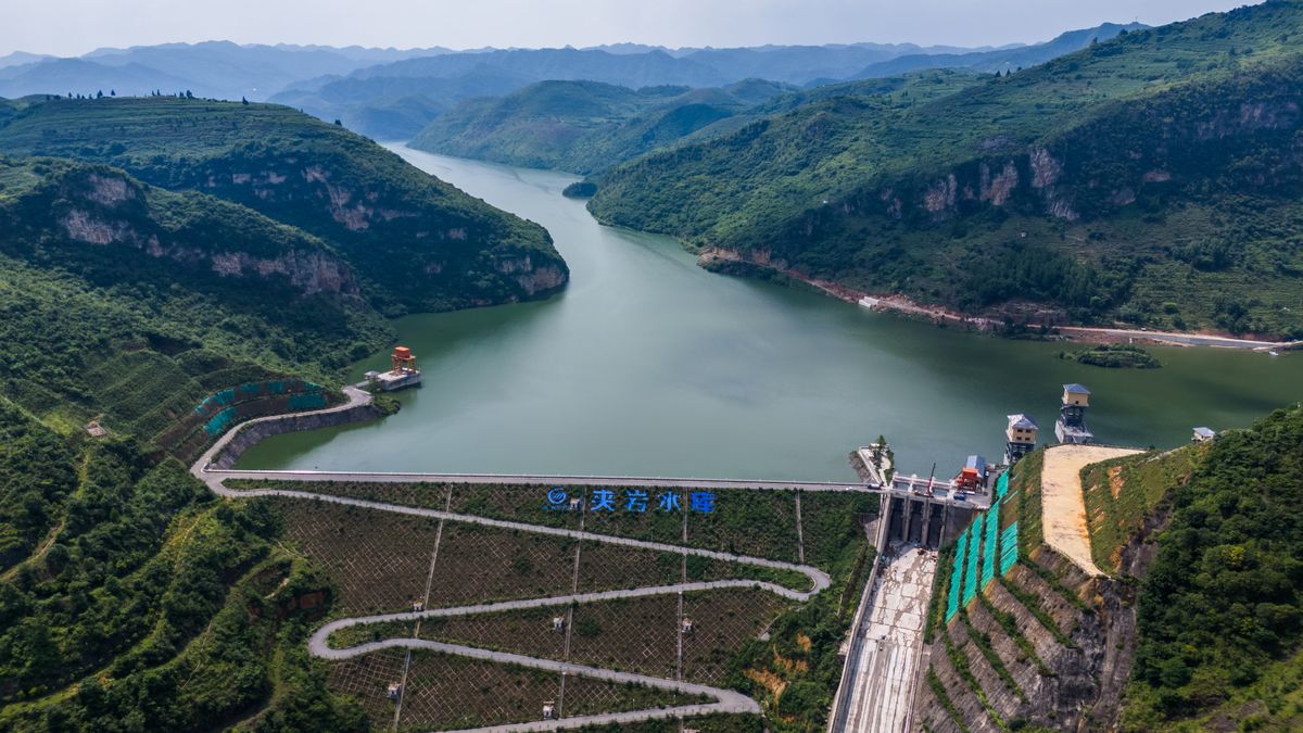 Budowana przez Chińczyków tama ma być największa na świecie