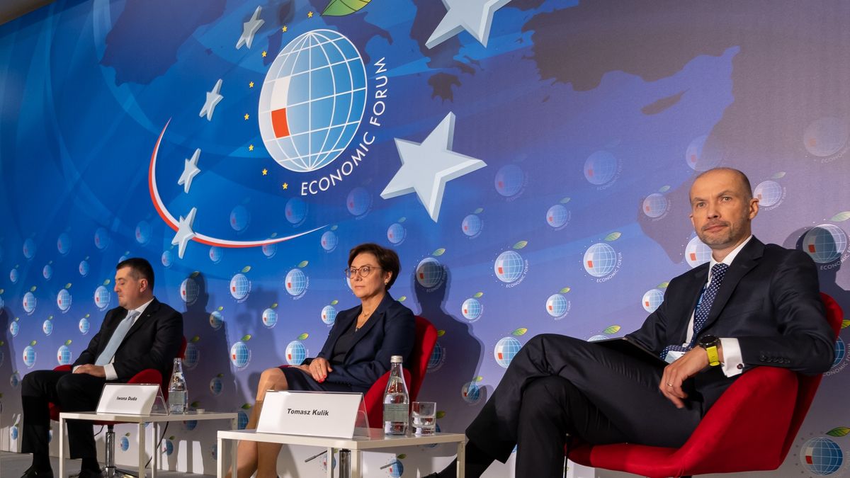 Nasz poziom rentowności jest poza zasięgiem większości konkurentów – przyznaje Tomasz Kulik, (na zdj. po prawej stronie) członek zarządu PZU S.A. i dyrektor finansowy Grupy PZU.