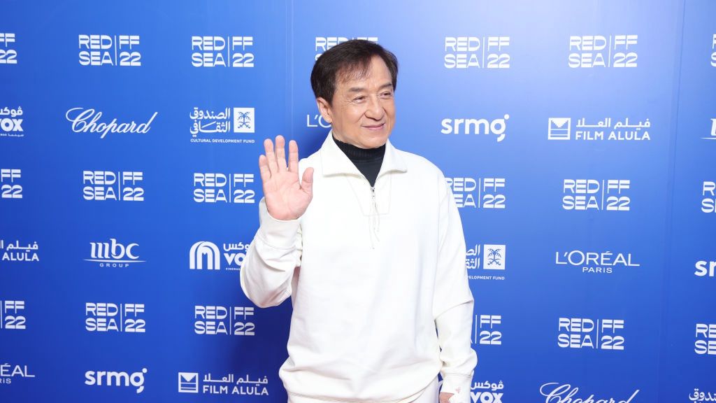 Jackie Chan to znany i lubiany gwiazdor kina akcji
