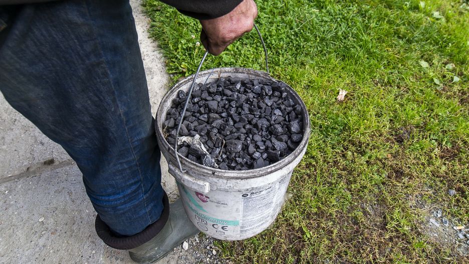 Ceny ekogroszku wahają się od 1500 zł do ponad 2000 zł