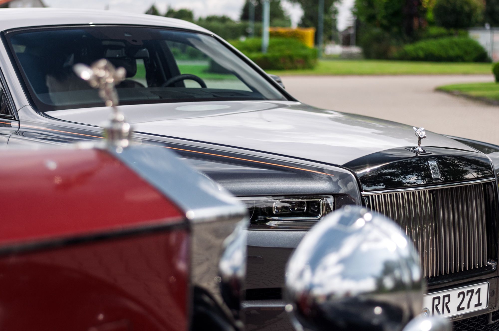 Rolls-Royce Phantom II (1935) i Rolls-Royce Phantom VIII (2025)