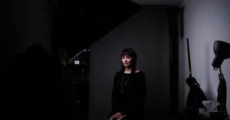 Jak zrobić zdjęcia w małym studio z jedną lampą błyskową?