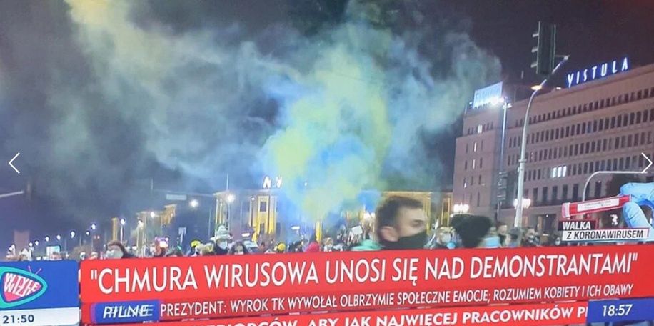 "Chmura wirusowa" nad uczestnikami protestu w Warszawie wg. TVP