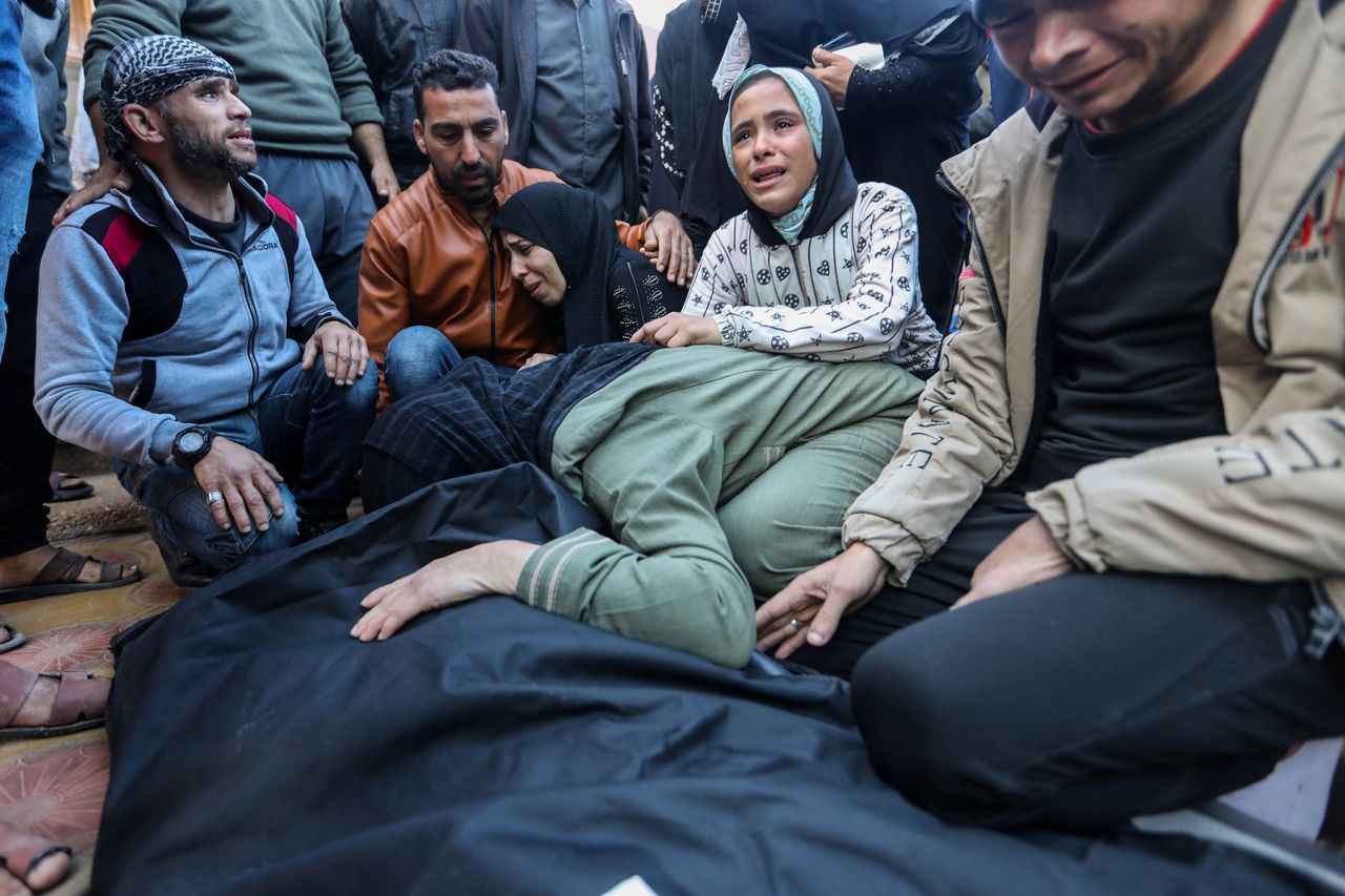 Gaza Strip. People mourn the victims of war.