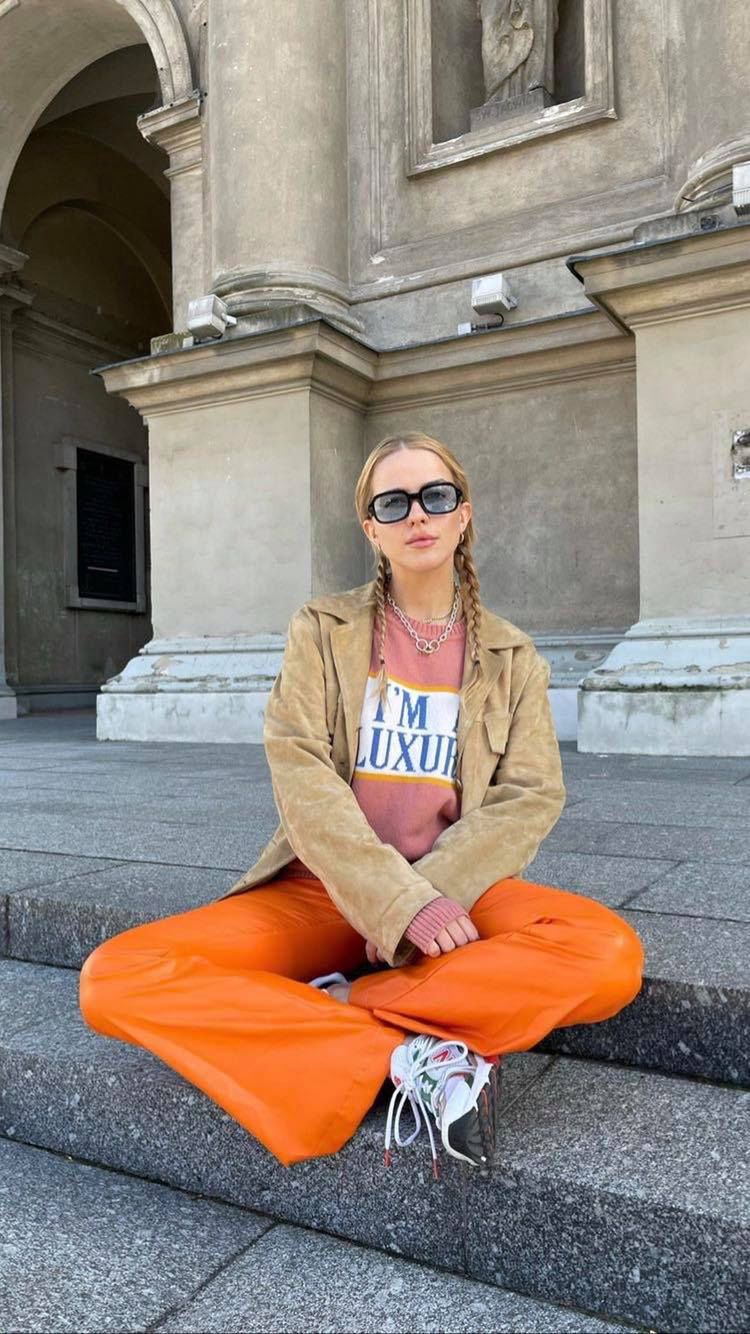 Jessica Mercedes w sweterku księżnej Diany