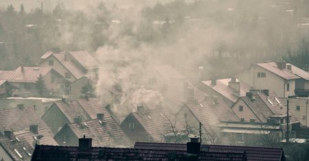 Zanieczyszczenie powietrza zwiększa ryzyko demencji. Tak wskazują dane