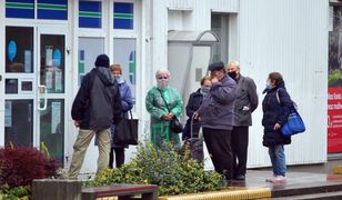 Godziny dla seniorów. Złość miesza się z zadowoleniem