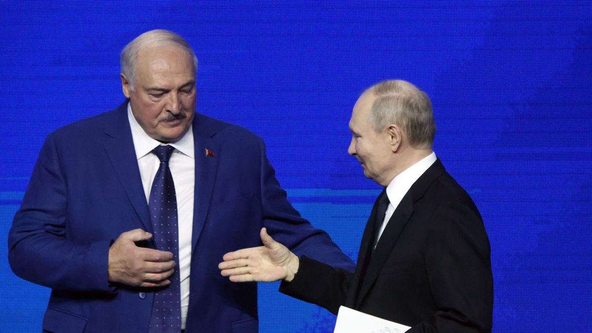 VOLGOGRAD, RUSSIA - APRIL 29 (RUSSIA OUT) Belarusian President Alexander Lukashenko (L) grimases as Russia's President Vladimir Putin (R) looks on during the Great Heritage - Common Future Forum, a Russian-Belarusian meeting, dedicated to the anniversary of the Battle of Stalingrad on April 29, 2025 in Volgograd, Russia. Vladimir Putin and Alexander Lukashenko are having a joint visit to Volgograd, former Stalingrad, marking the 80th anniversary of the end of World War II. (Photo by Contributor/Getty Images)