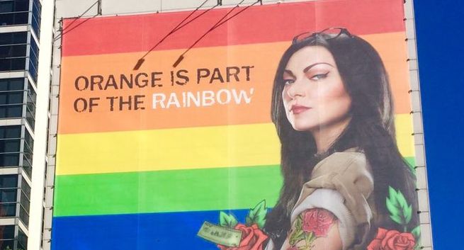 Przy Paradzie Równości promowały się też Empik i Netflix. „Szanujemy wszystkie inicjatywy, które wspierają równość i tolerancję”